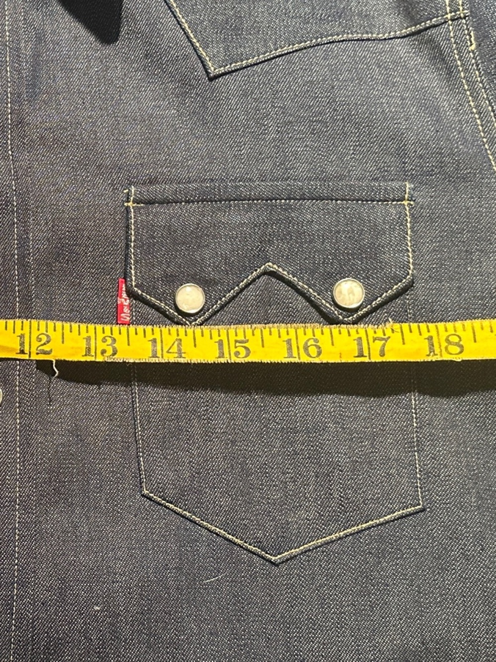 Levi's 'Big E' Denim Western Shirt - Picture 12 of 16